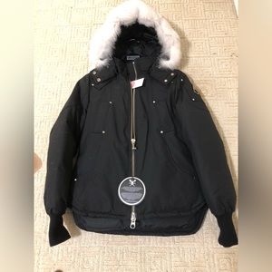 Moose Knuckles, Ladies Beaver winter jacket With white fur hood.  Medium .  New
